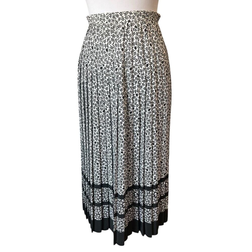 Vintage TanJay Women's 8 Whimsy Floral Pleated Maxi Skirt Black & White Prairie